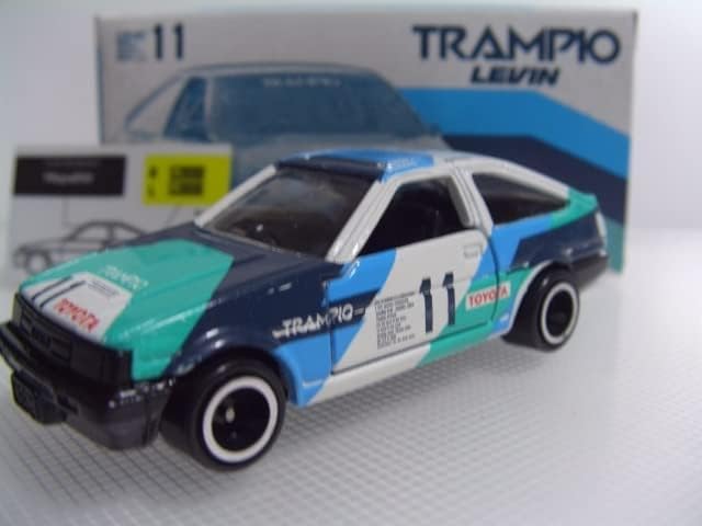 TRAMPIO COROLLA LEVIN 日本製 AE86 トミカ TRAMPIO LEVIN AE86激レア